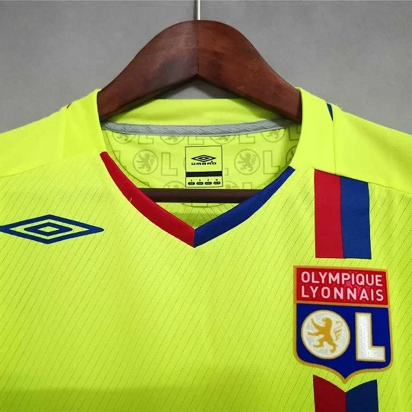 retro football shirts