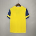 retro manchester united shirts